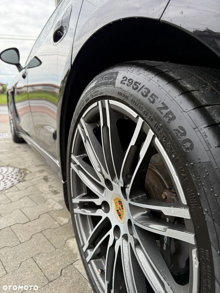 Porsche Panamera PDK Edition - 12