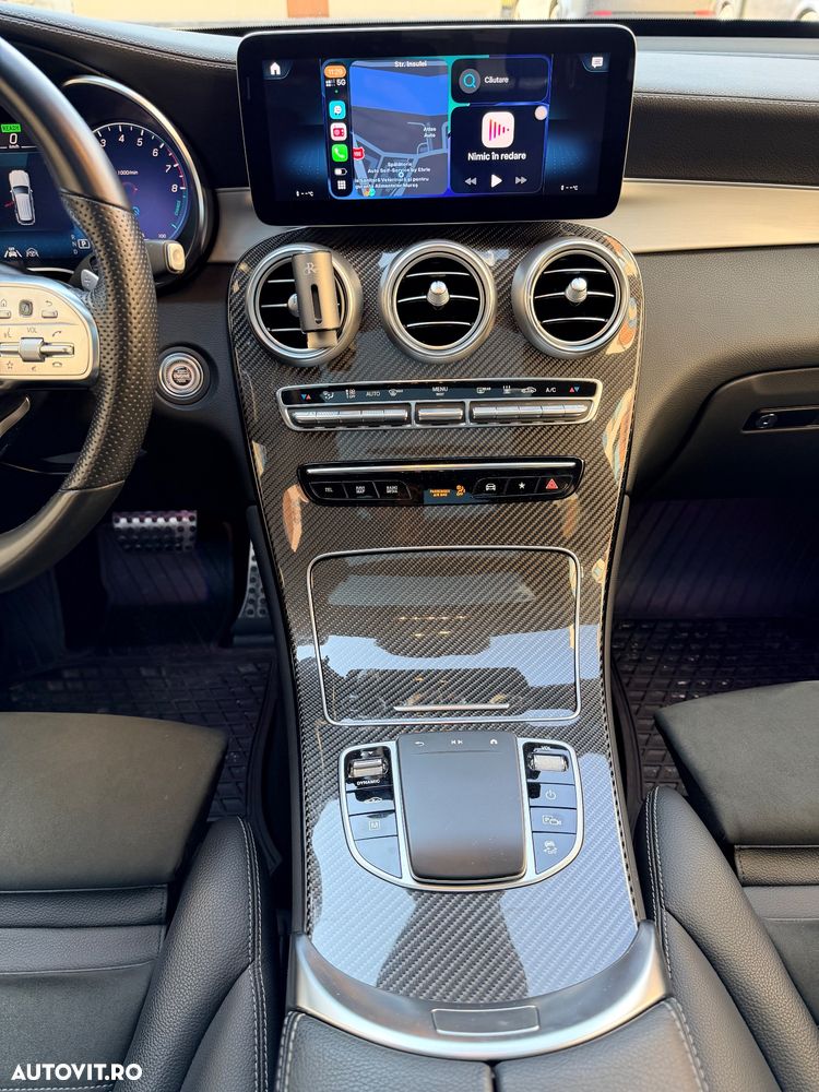 Mercedes-Benz GLC 300 e 4MATIC - 32