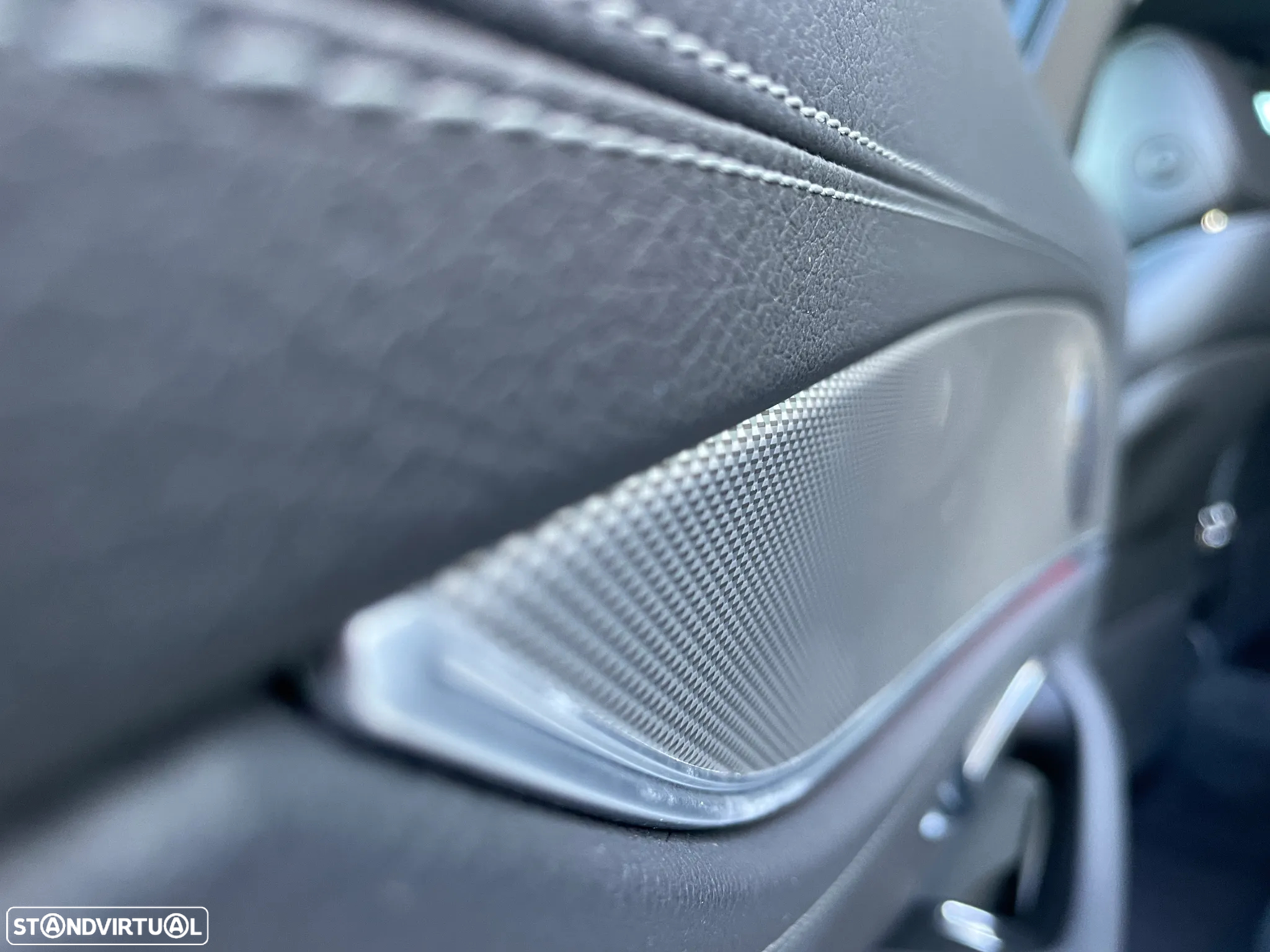 Mercedes-Benz E 220 d AMG - 36
