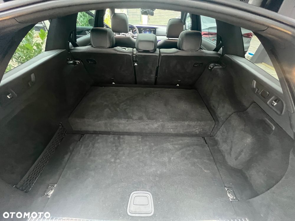 Mercedes-Benz Klasa E 300 AMG/Avantgarde - 9