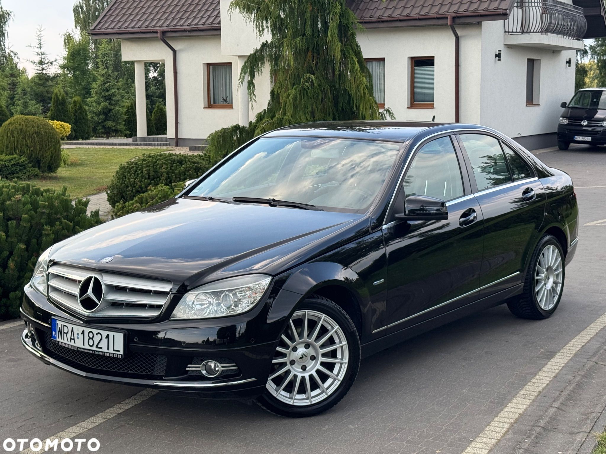 Mercedes-Benz Klasa C 180 T CGI Automatik BlueEFFICIENCY - 1