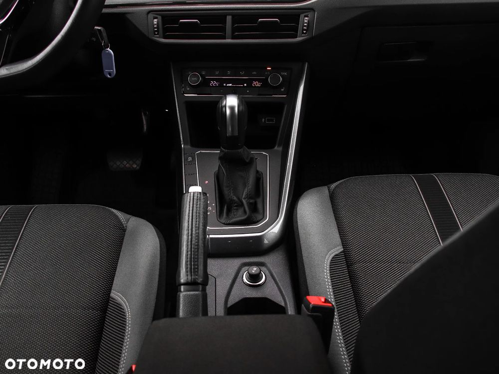 Volkswagen Polo - 16