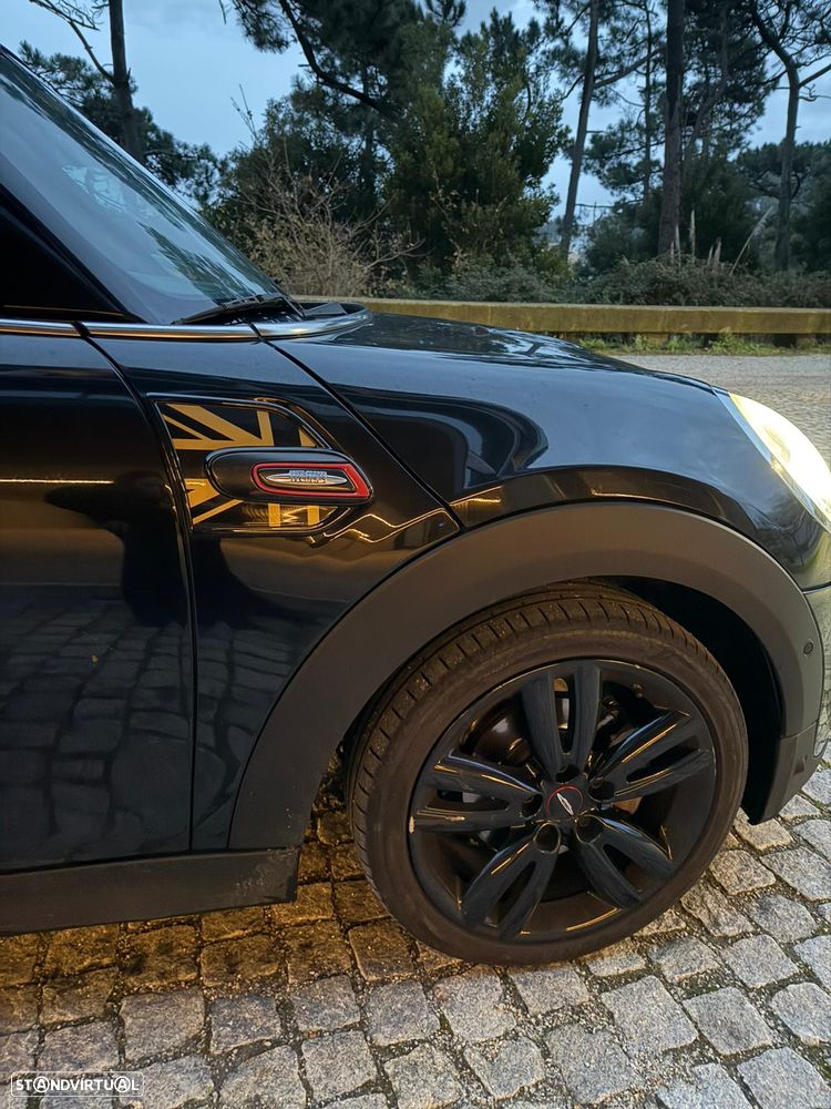 MINI 3 Portas Cooper D - 3