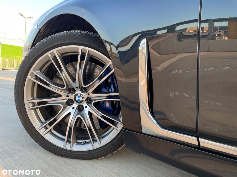 BMW Seria 7 750Li xDrive sport - 16