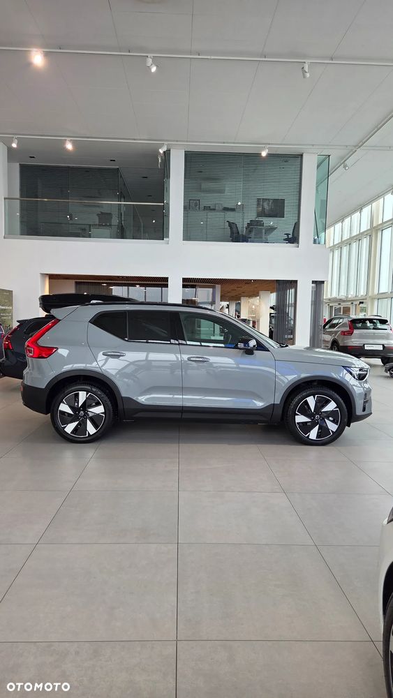 Volvo XC 40 82kWh P8 Recharge AWD Plus - 24