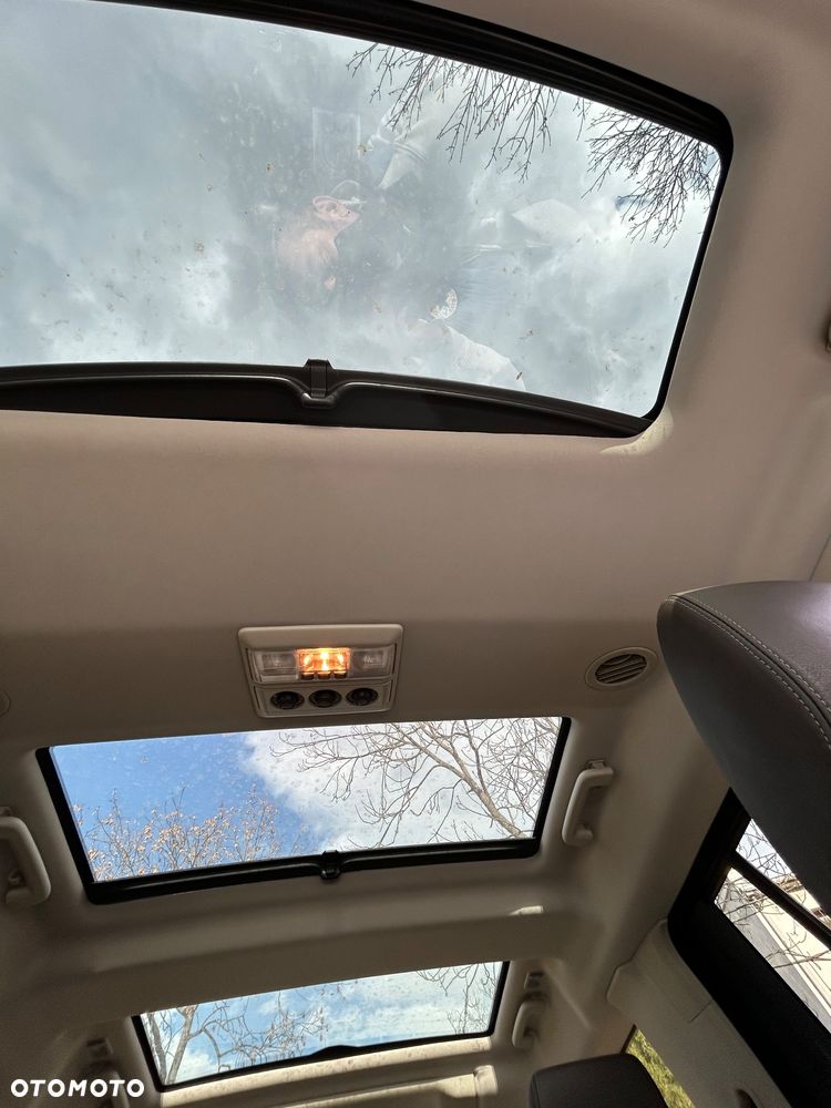 Land Rover Discovery SD V6 HSE - 13