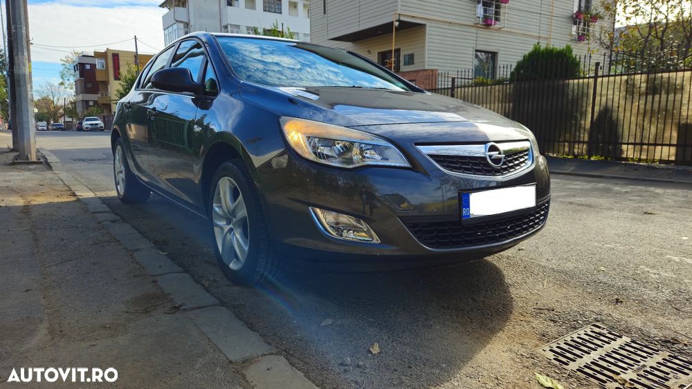 Opel Astra - 4