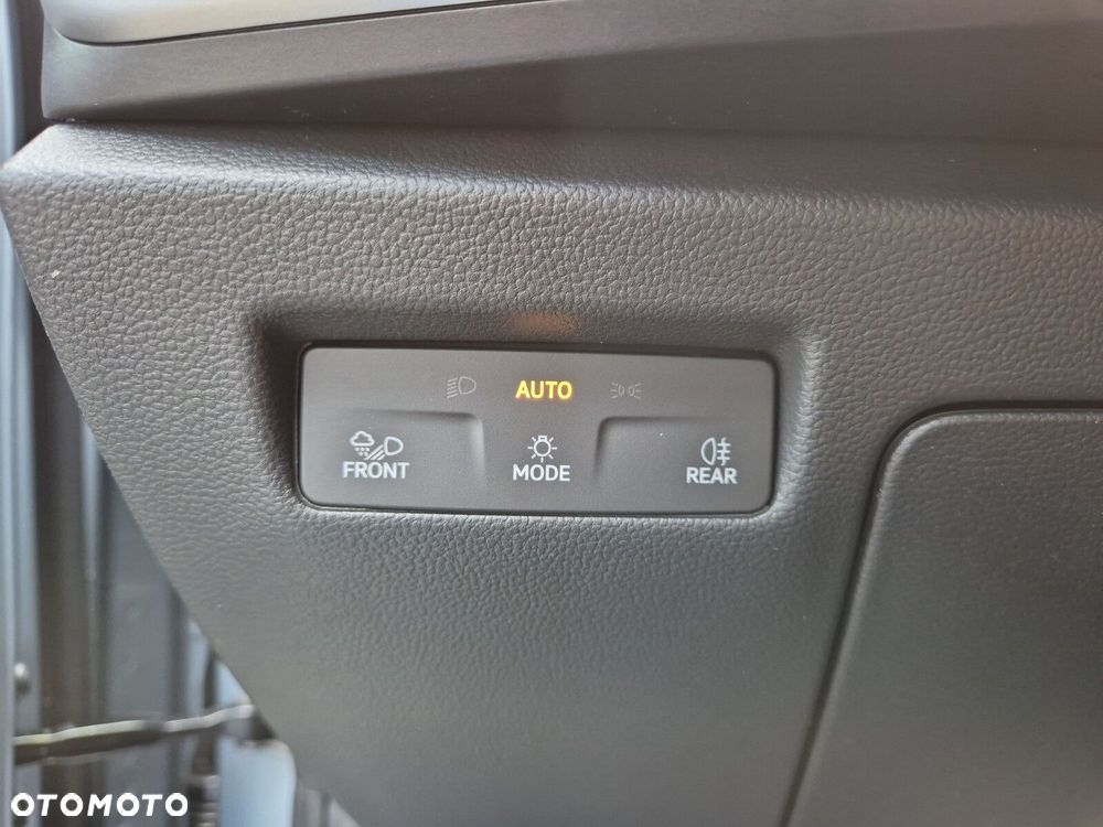 Skoda Superb 1.5 TSI mHEV Drive DSG - 24