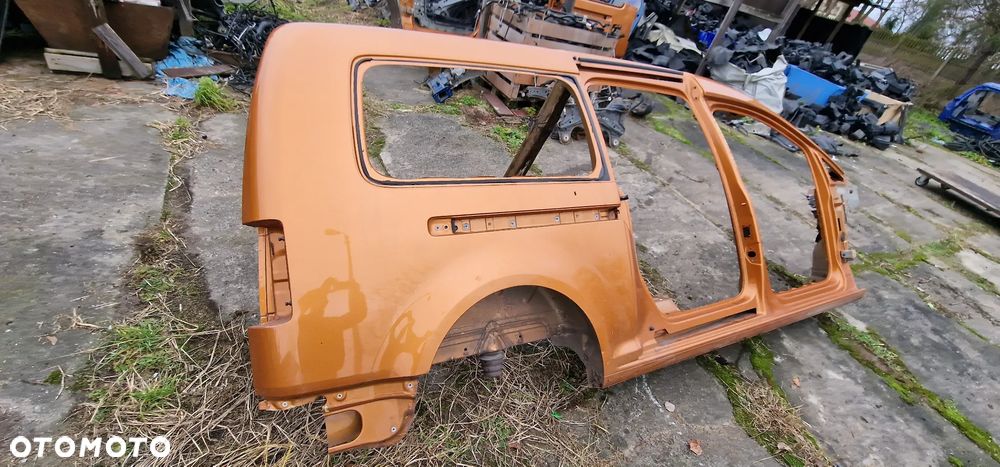 Próg+BŁOTNIK PRAWY VW Caddy III Maxi 2K5 - 4