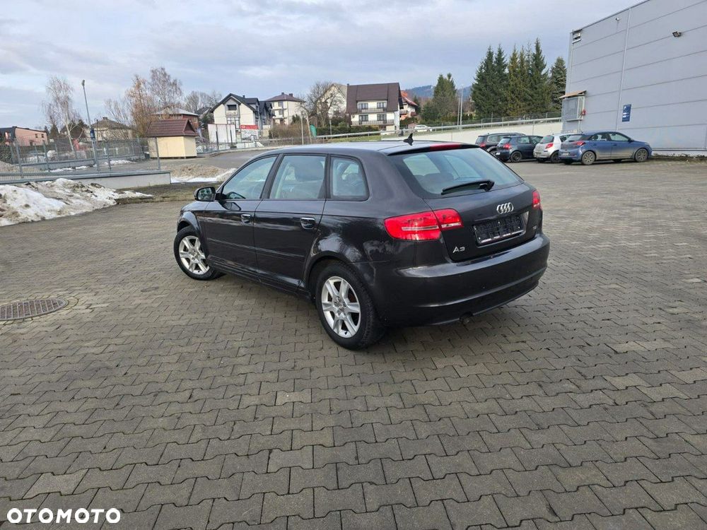 Audi A3 Sportback - 6