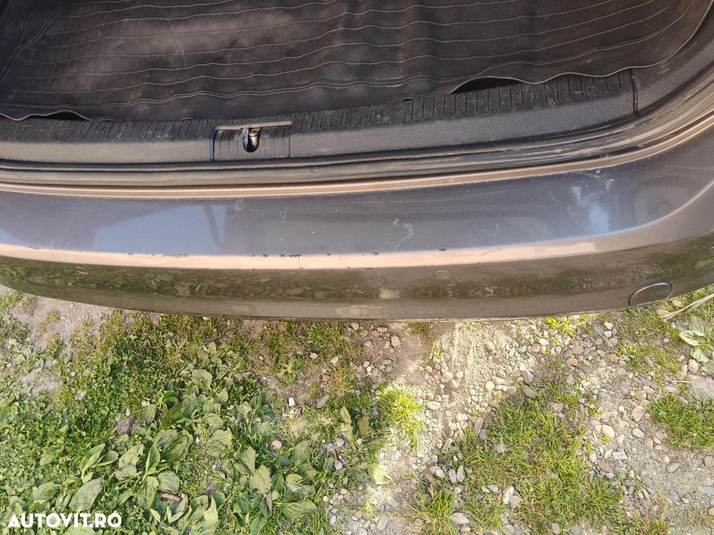 Volkswagen Golf 1.6 TDI BlueMotion Technology DSG Comfortline - 16