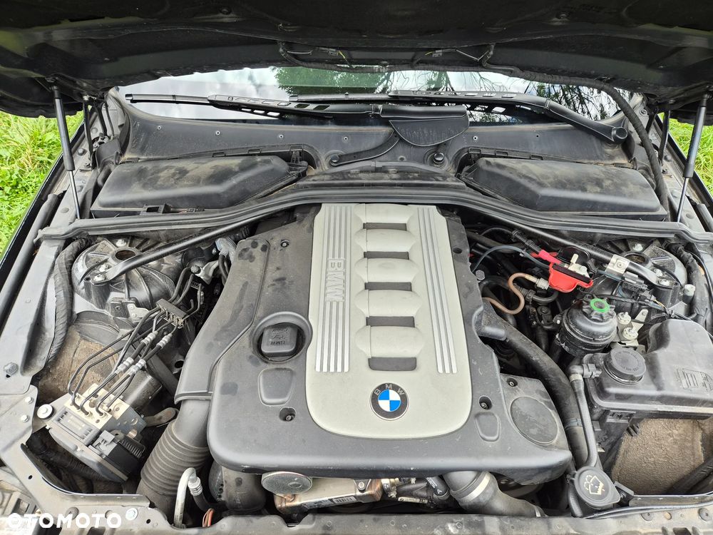 BMW Seria 5 525d Edition Exclusive - 21