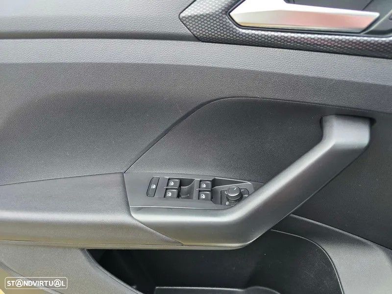 VW T-Cross 1.0 TSI Life DSG - 24