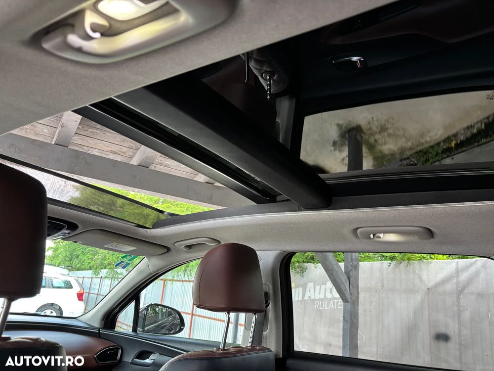 Hyundai Santa Fe 1.6 HEV 4WD SEVEN Signature - 40