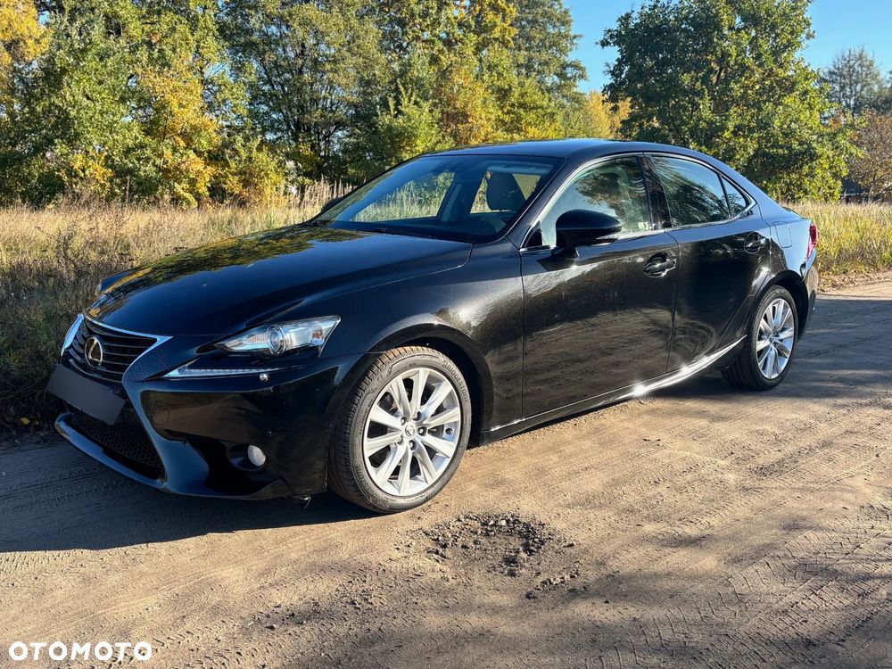 Lexus IS - 2