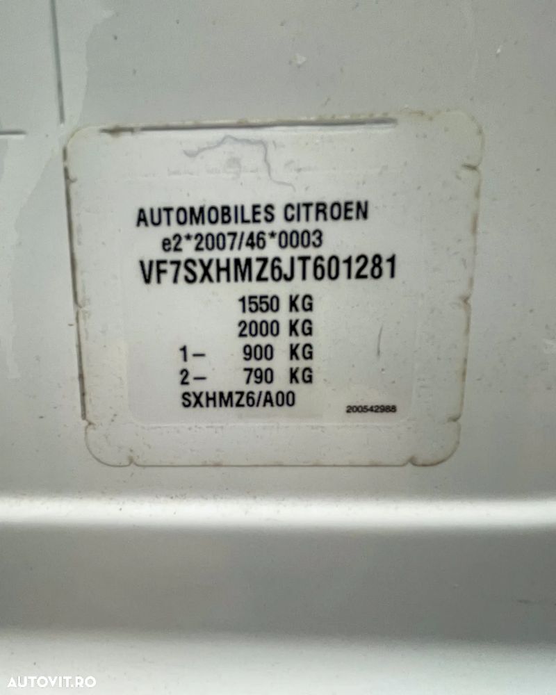 Citroën C3 1.2 PureTech BVM Shine - 19