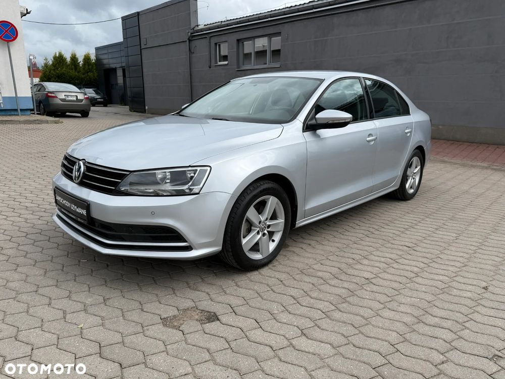 Volkswagen Jetta 2.0 TDI DPF Comfortline - 4