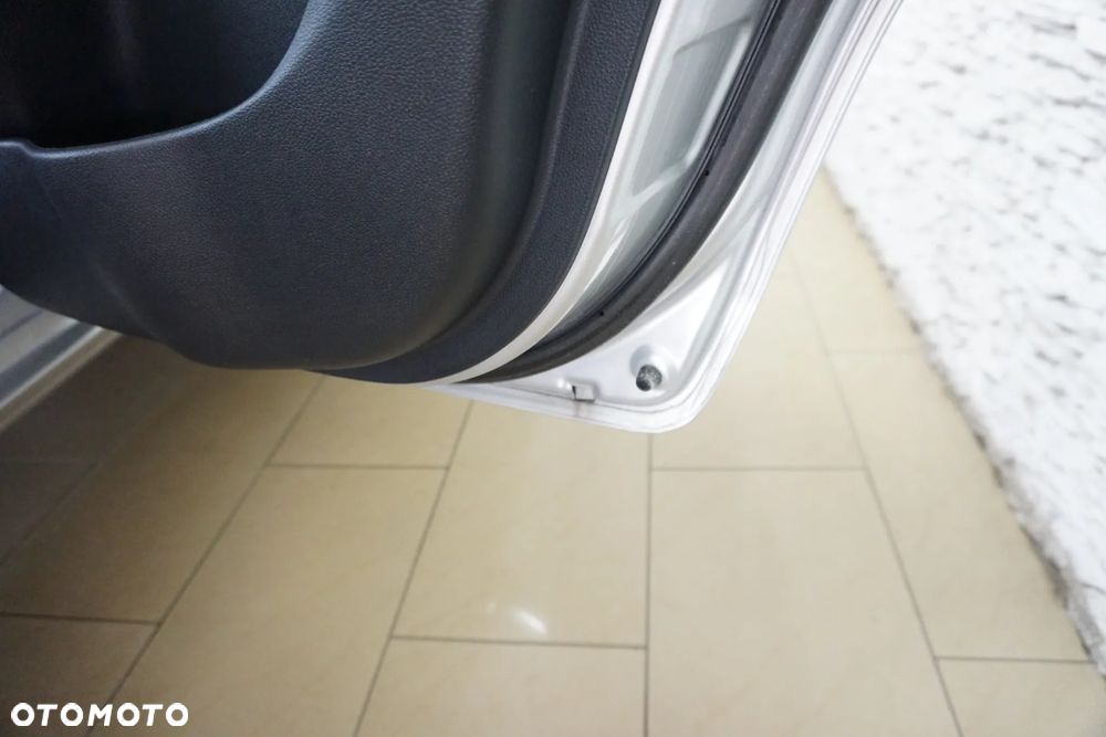 Kia Sportage 2.0 2WD EX - 19