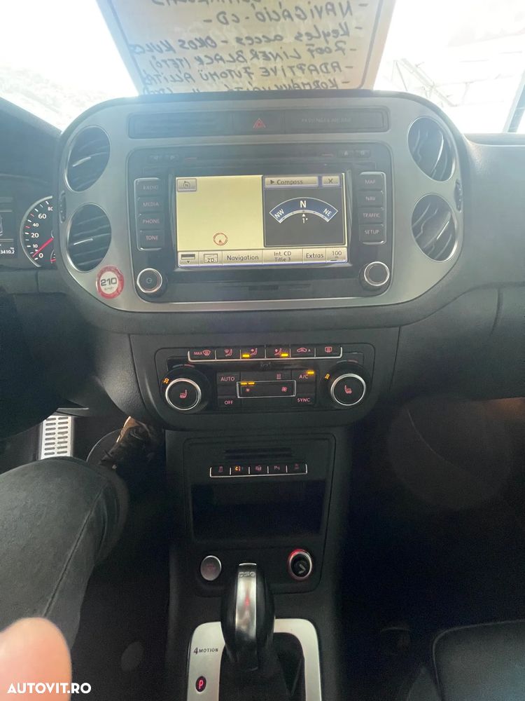 Volkswagen Tiguan 2.0 TDI DPF 4Motion BlueMotion Technology DSG CityScape - 10