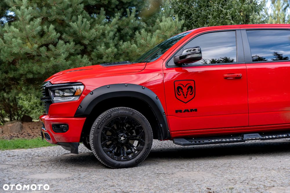 RAM 1500 5.7 Crew Cab Shortbed Laramie Sport - 16