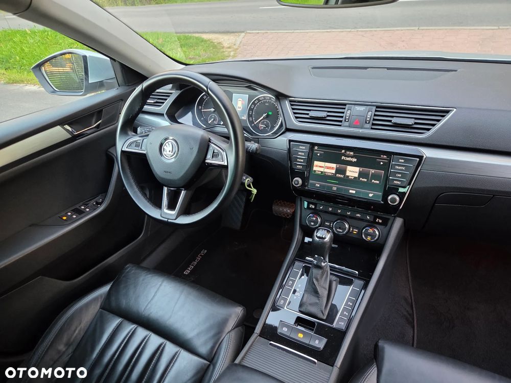 Skoda Superb 2.0 TDI Style DSG - 15