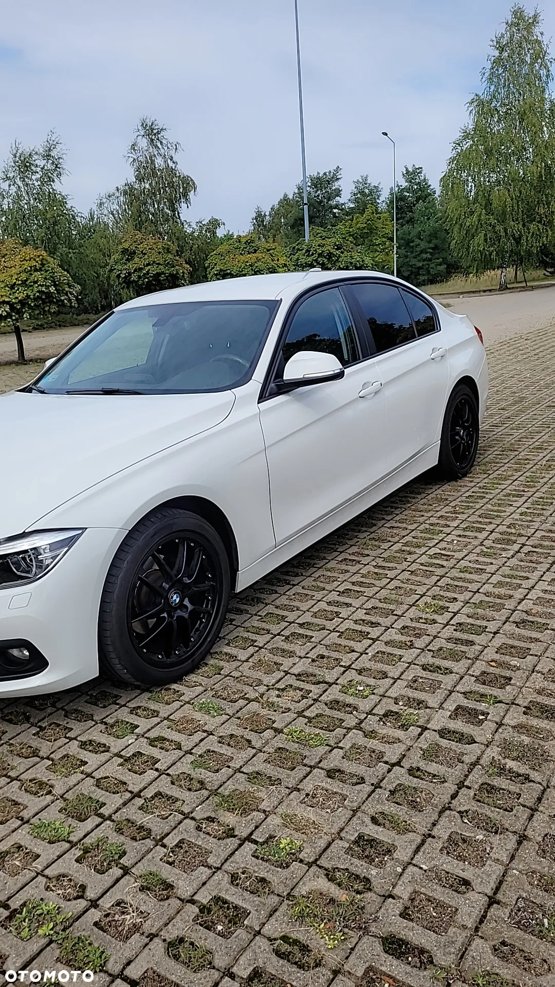 BMW Seria 3 318i - 3