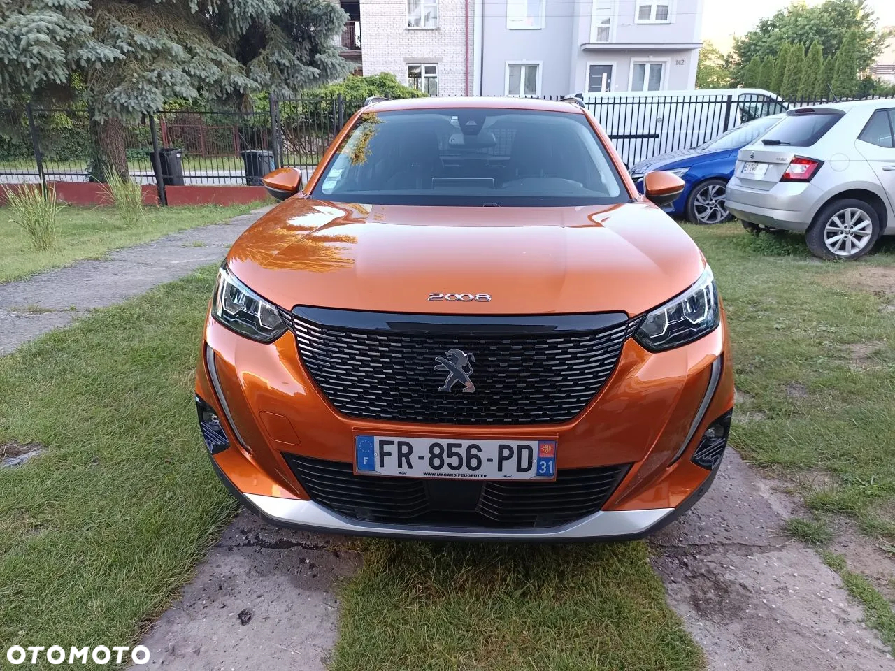 Peugeot 2008 PureTech 130 EAT8 Allure - 2