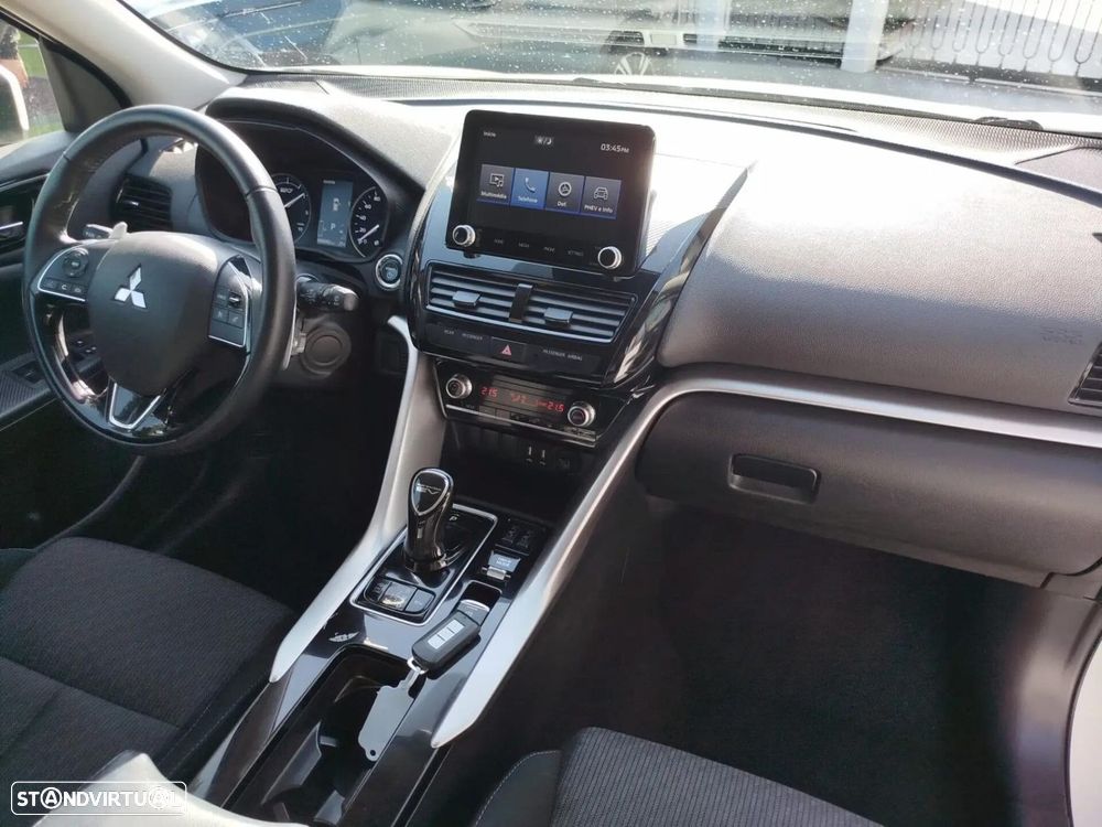 Mitsubishi Eclipse Cross - 26