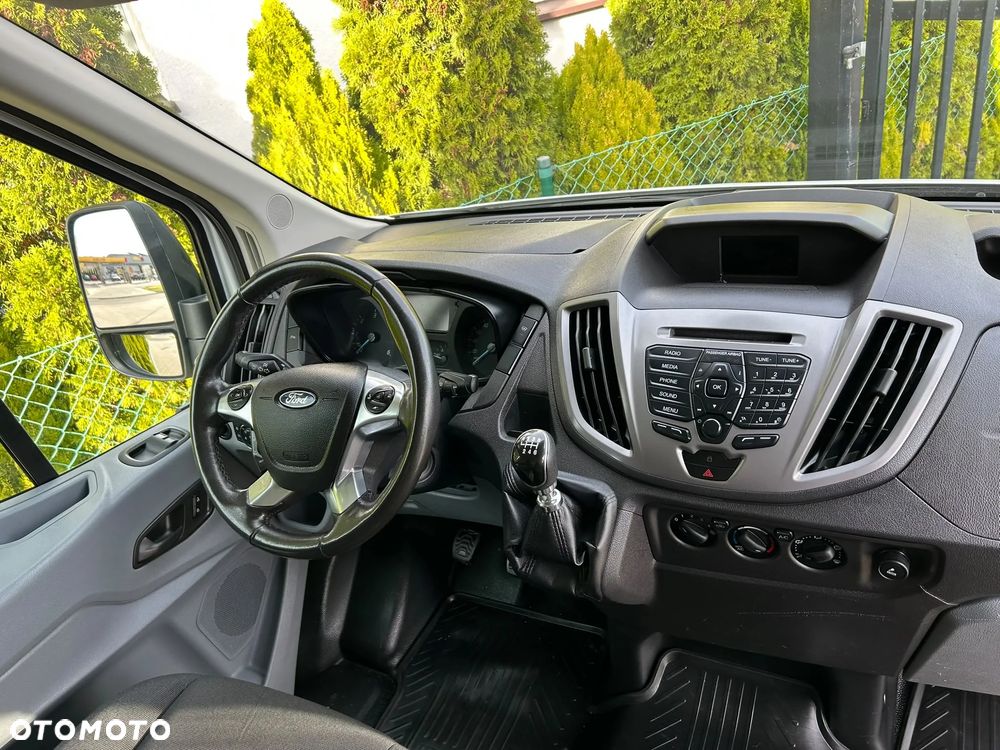 Ford Transit - 23