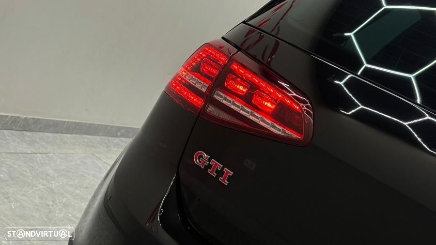 VW Golf 2.0 TSi GTi DSG Performance - 38
