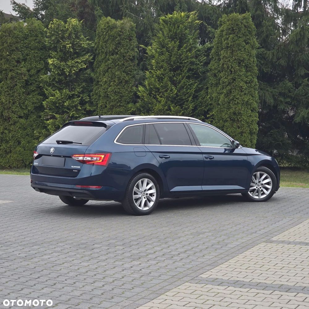 Skoda Superb 2.0 TDI DSG Style - 13