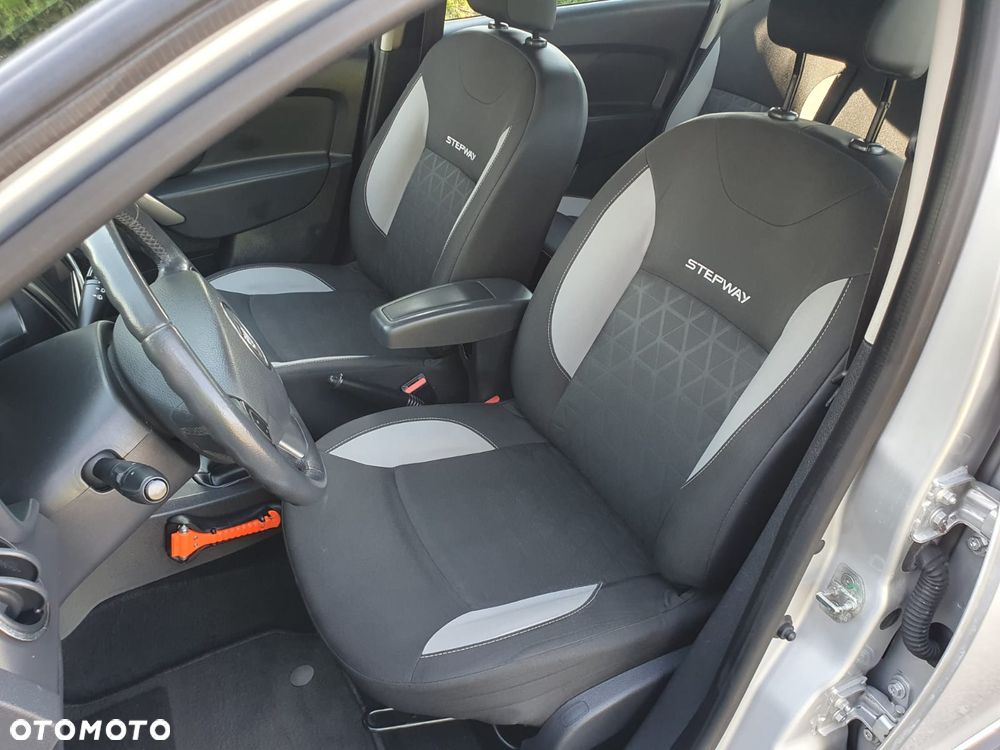 Dacia Sandero 0.9 TCe Laureate - 21