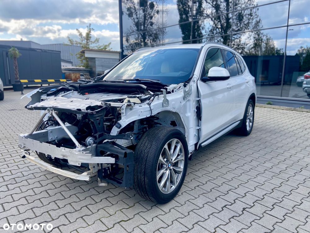 BMW X3 xDrive30i Luxury Line - 8