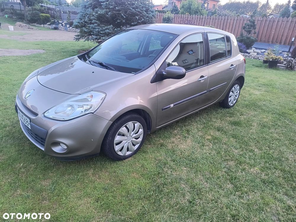 Renault Clio 1.2 16V Night&Day - 9