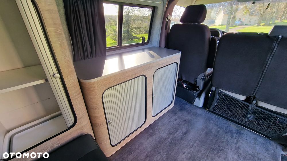 Volkswagen Transporter - 30