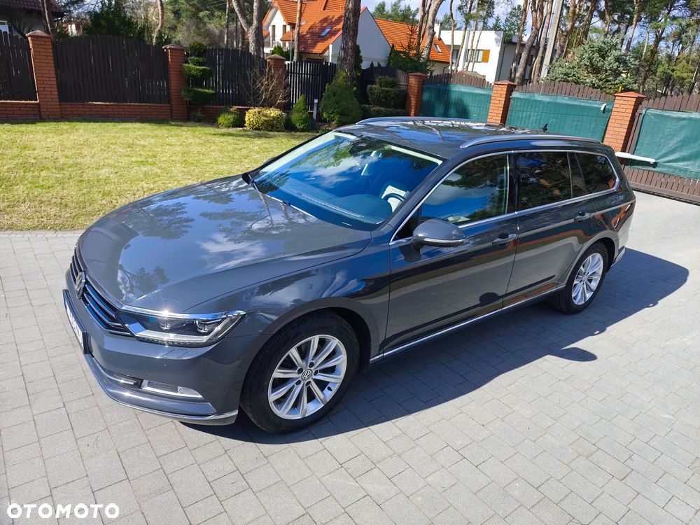 Volkswagen Passat - 2