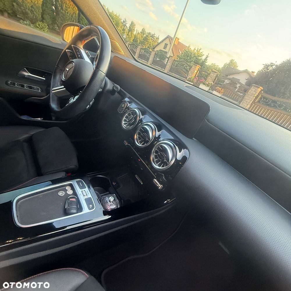 Mercedes-Benz Klasa A 250 E AMG Line 8G-DCT - 15