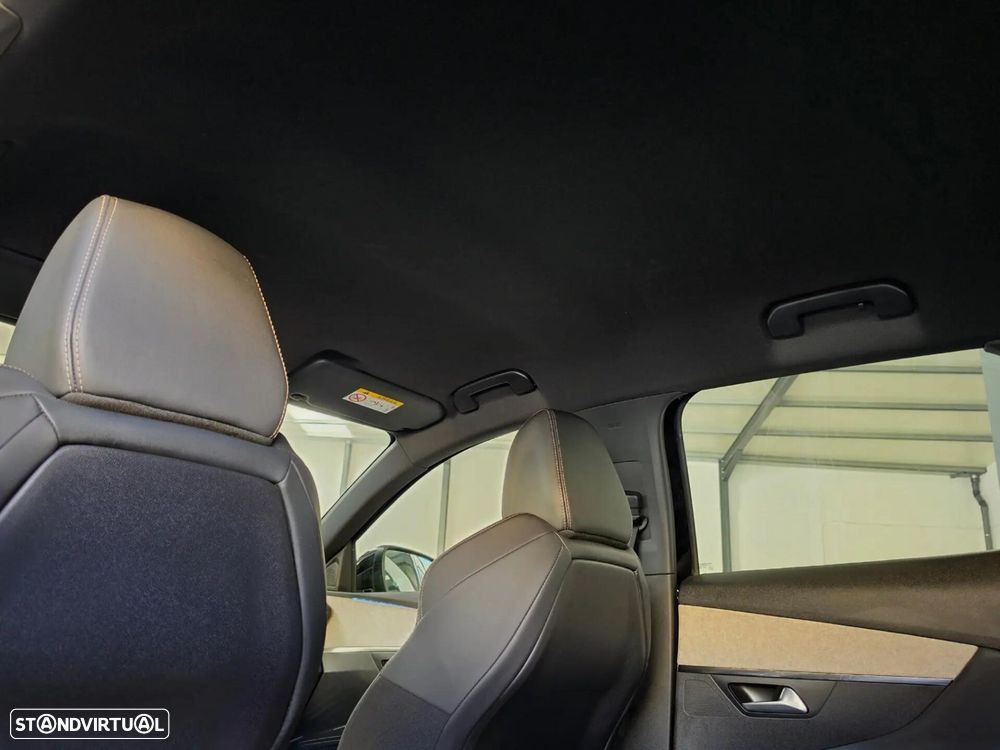 Peugeot 3008 1.6 Hybrid GT Pack e-EAT8 - 35