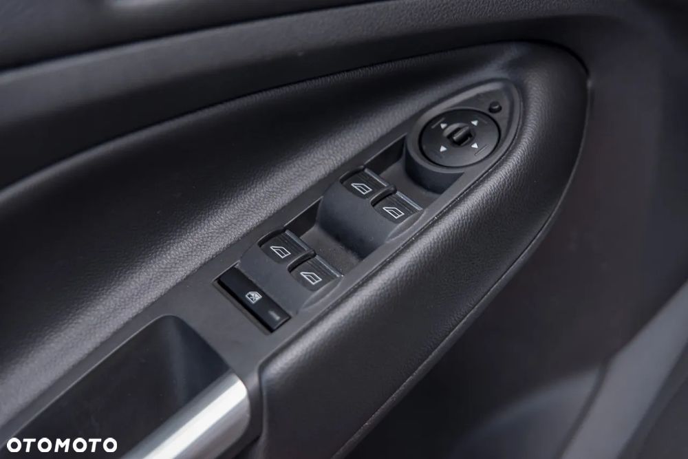 Ford Kuga 2.0 TDCi 2x4 ST-Line - 16