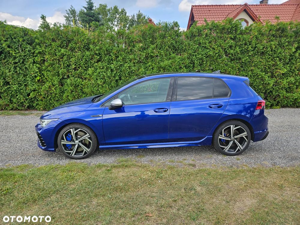 Volkswagen Golf - 2