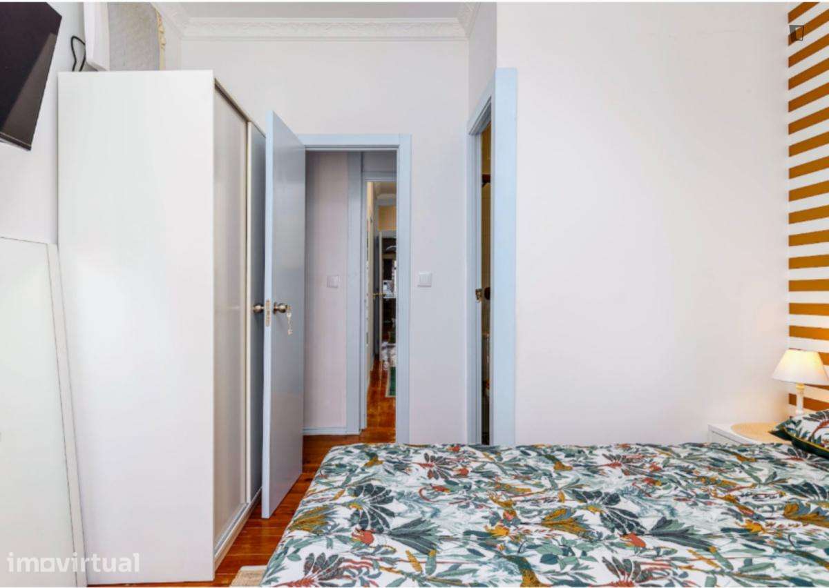 Apartamento com 6 quartos - localizado em São Sebastião Lisbon - Grande imagem: 4/42