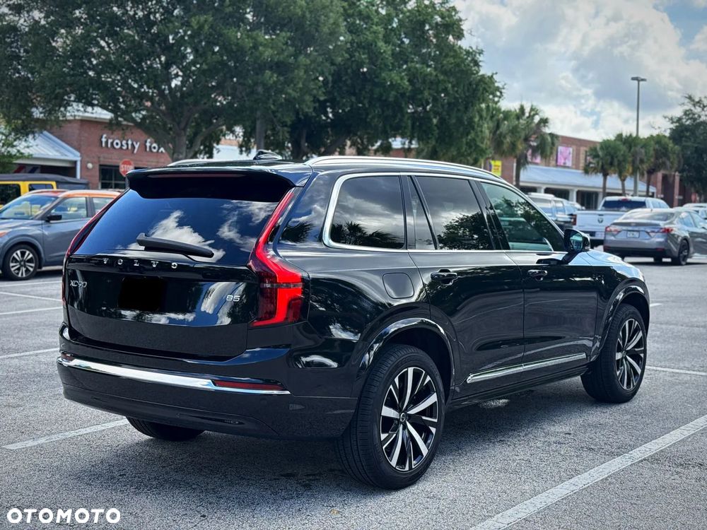 Volvo XC 90 - 7