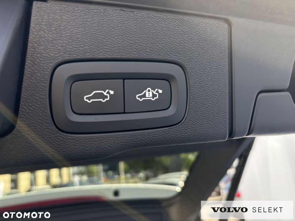 Volvo XC 60 - 25