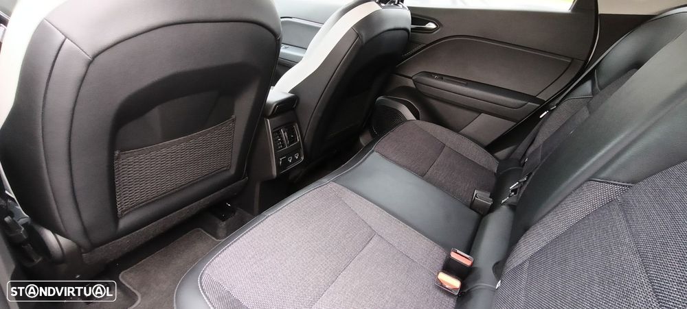 Renault Captur 1.0 TCe Exclusive Bi-Fuel - 11