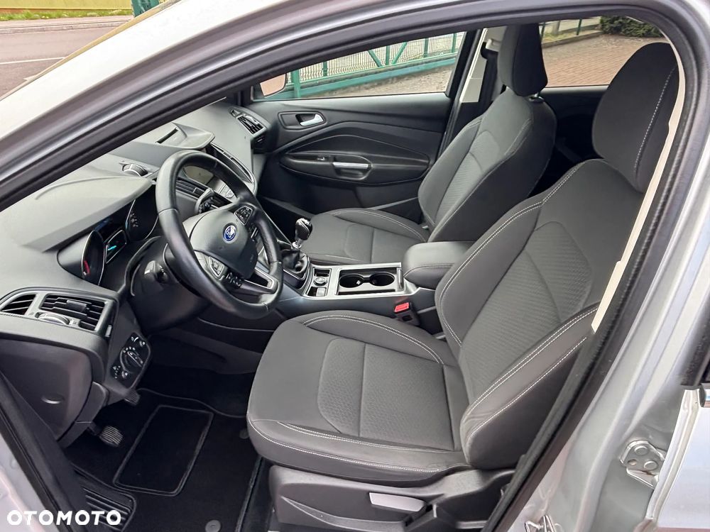 Ford Kuga - 7