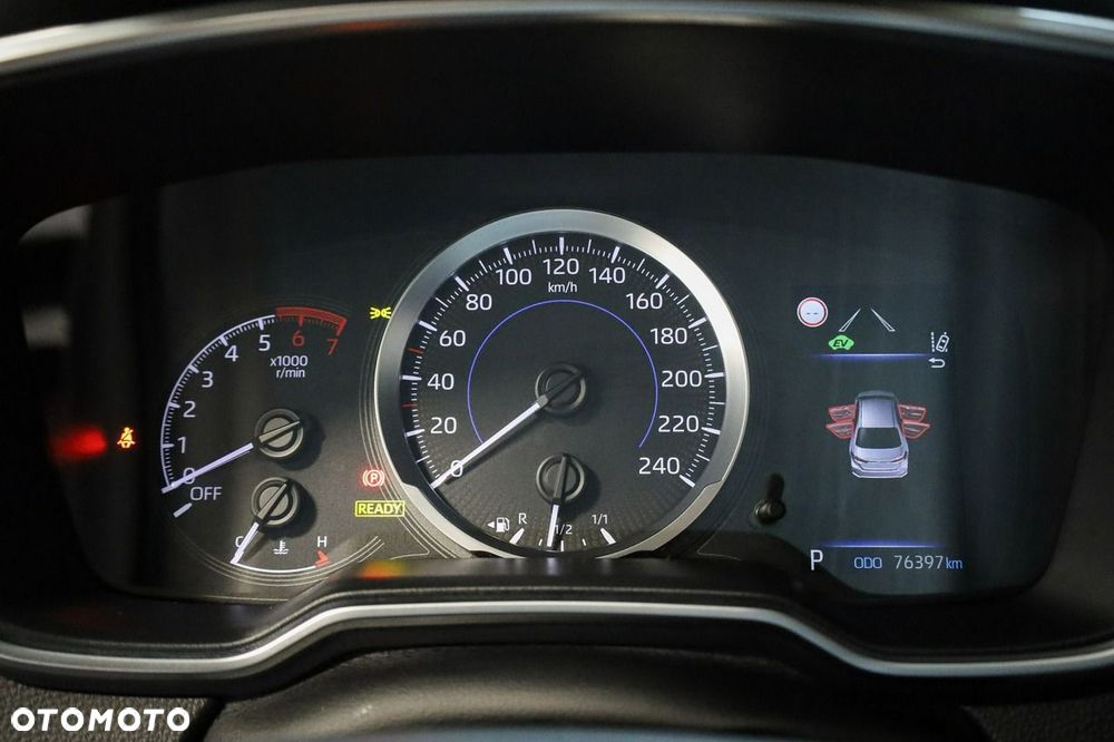 Toyota Corolla - 16