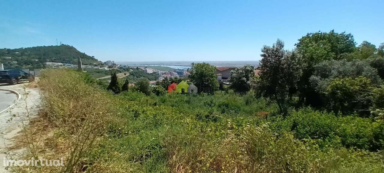 Lote terreno 1.820m2 - construção urbana - Vila Franca de Xira - Grande imagem: 2/11