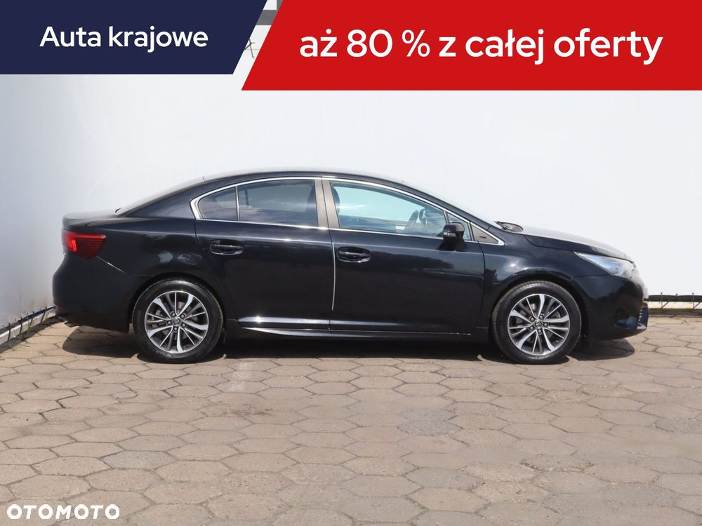 Toyota Avensis - 8