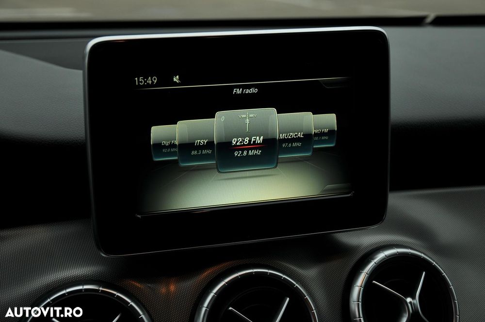 Mercedes-Benz CLA 200 d 7G-DCT AMG Line - 19