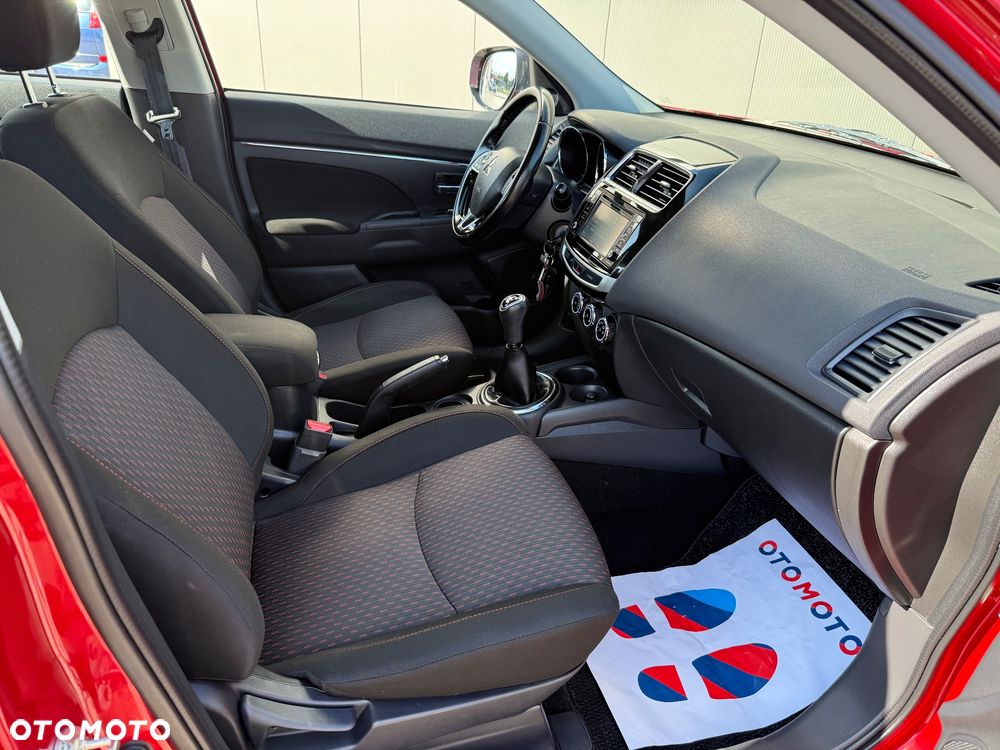 Mitsubishi ASX - 16
